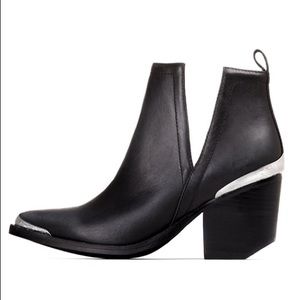 Like New, Jeffrey Campbell Cromwell cutout western leather booties - Blk, Sz 7.5